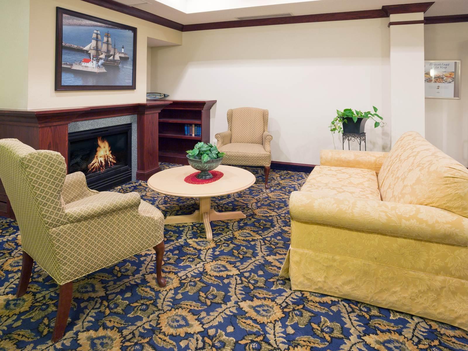 Holiday Inn Express & Suites Superior By Ihg Экстерьер фото