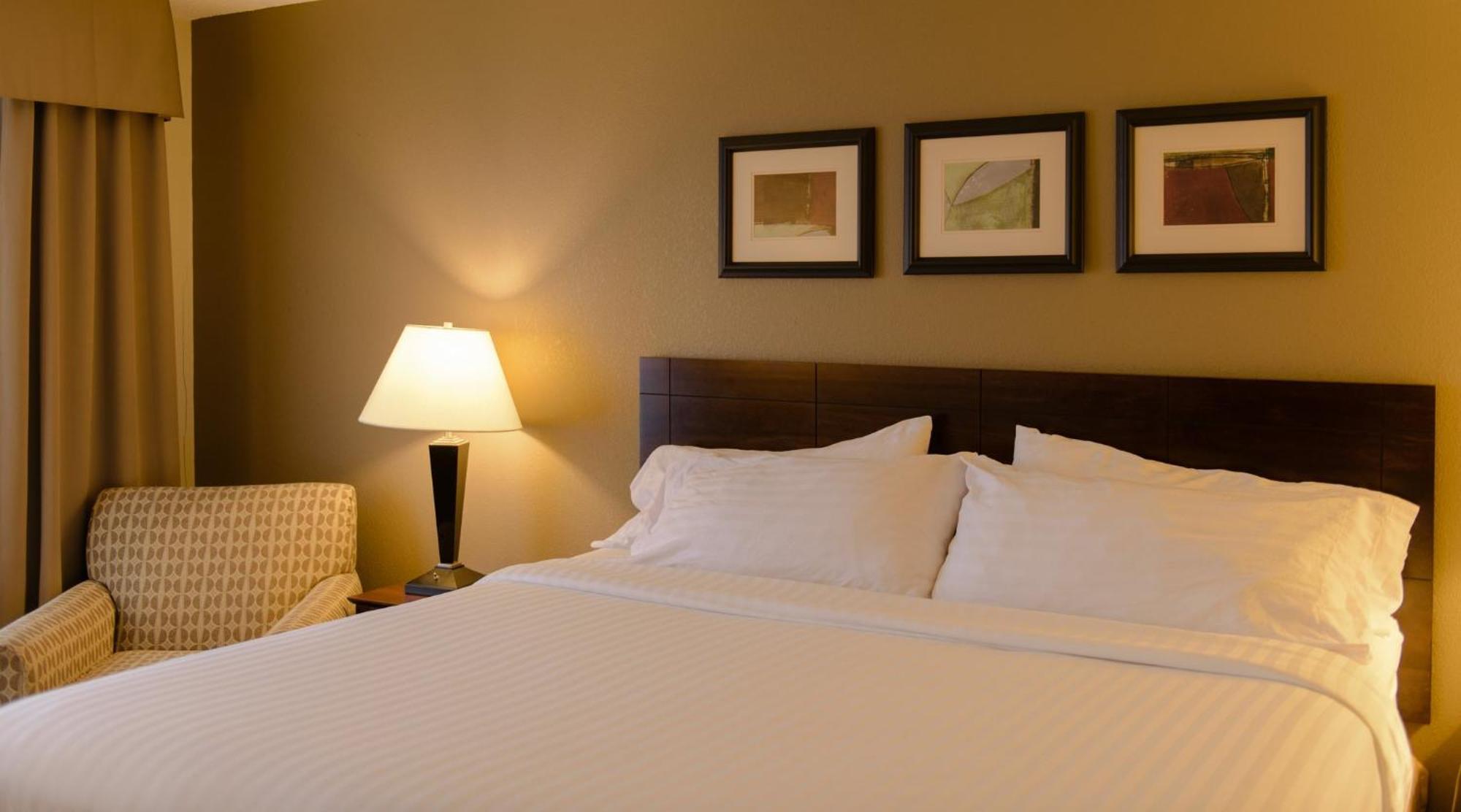 Holiday Inn Express & Suites Superior By Ihg Экстерьер фото