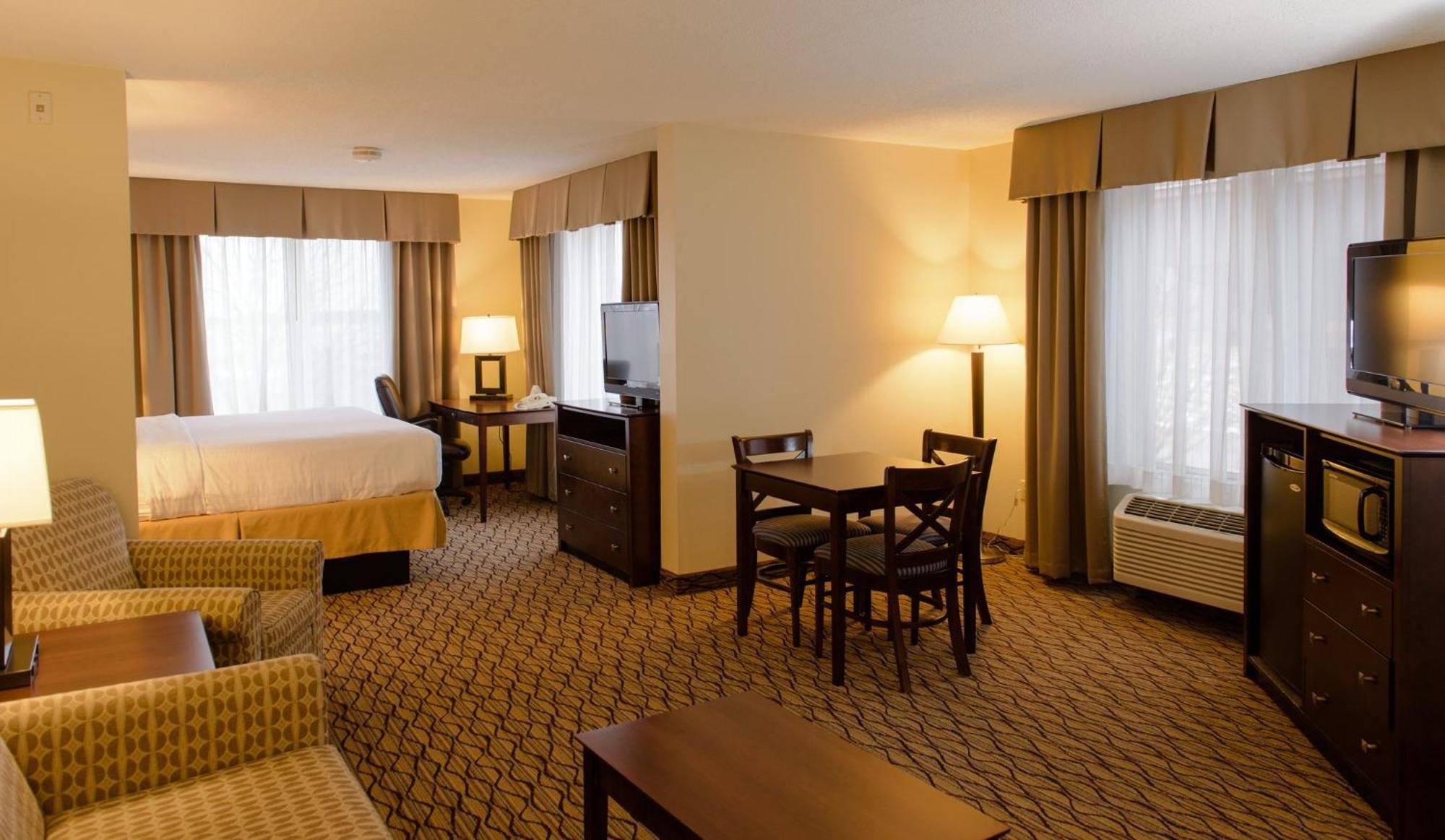 Holiday Inn Express & Suites Superior By Ihg Экстерьер фото